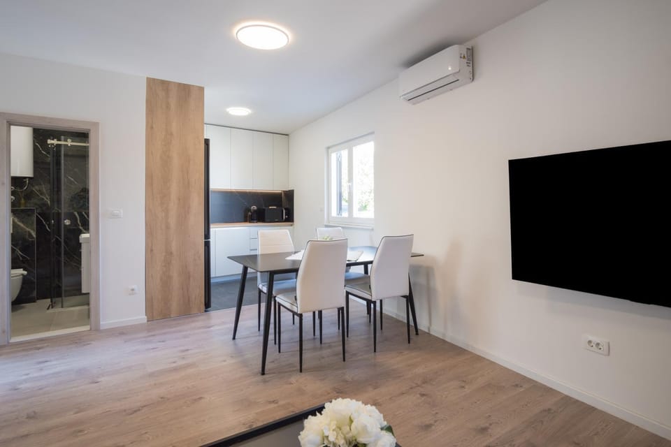 Apartment Rocky Apartment in Makarska
