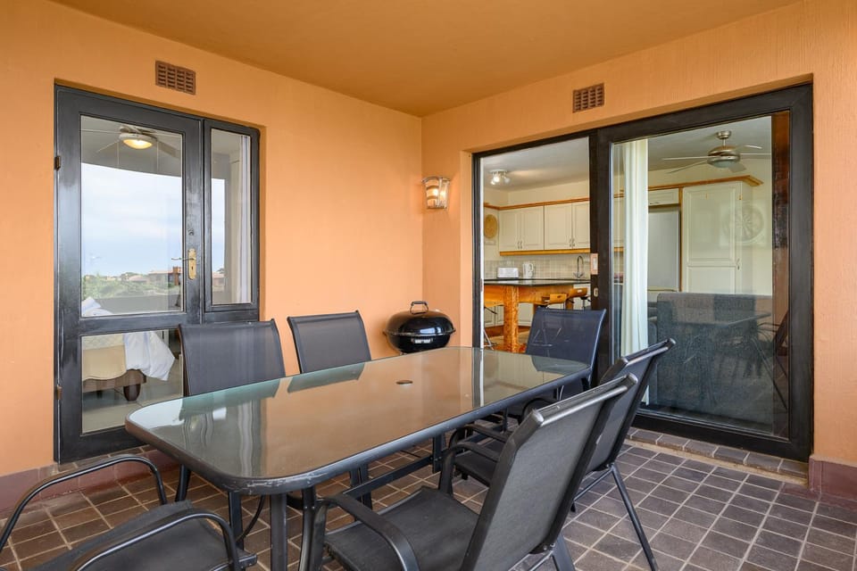 Patio, Seating area