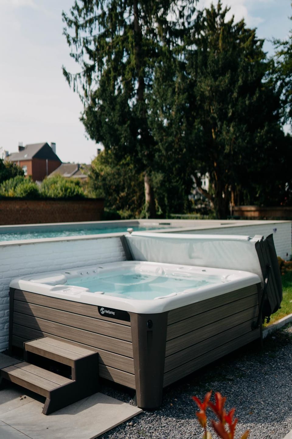 Hot Tub, Swimming pool