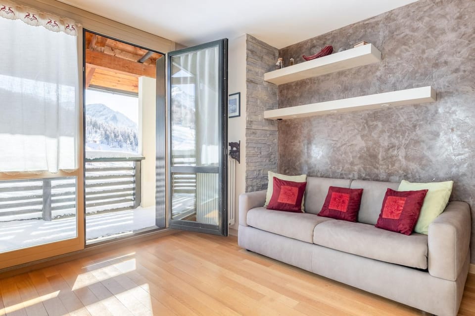 Hostdomus - Nube d'Argento Apartment in Sestriere