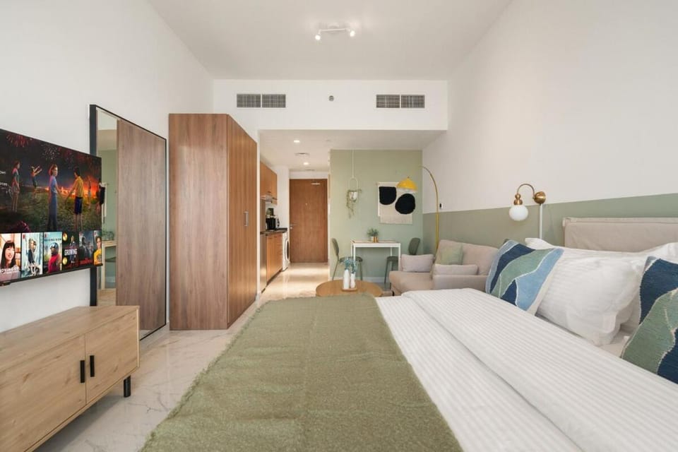 Masdar Tranquil Studio near F1 Circuit & Airport Apartment in Abu Dhabi
