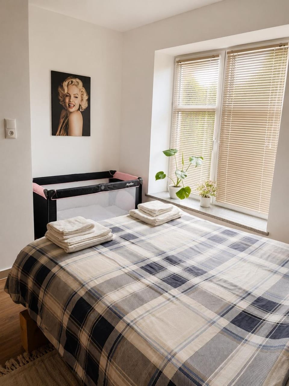 Apartament przy sadzie Apartment in Poland