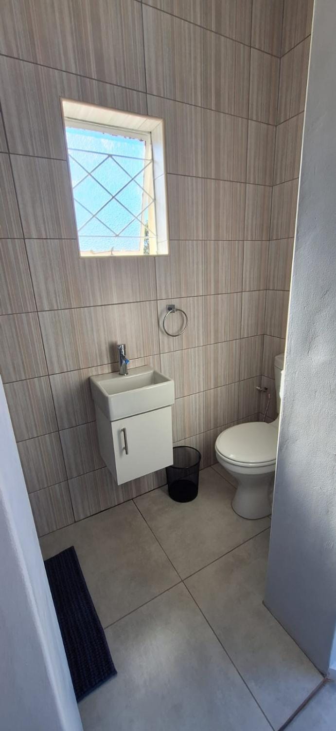 30 On Dijon Room2 Apartment in Port Elizabeth