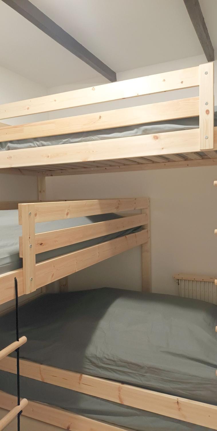 bunk bed