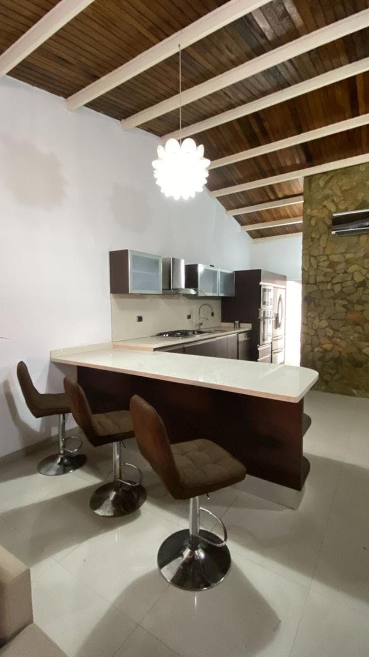 Family Home with Grill, 5 Minutes from the Beach House in Venezuela