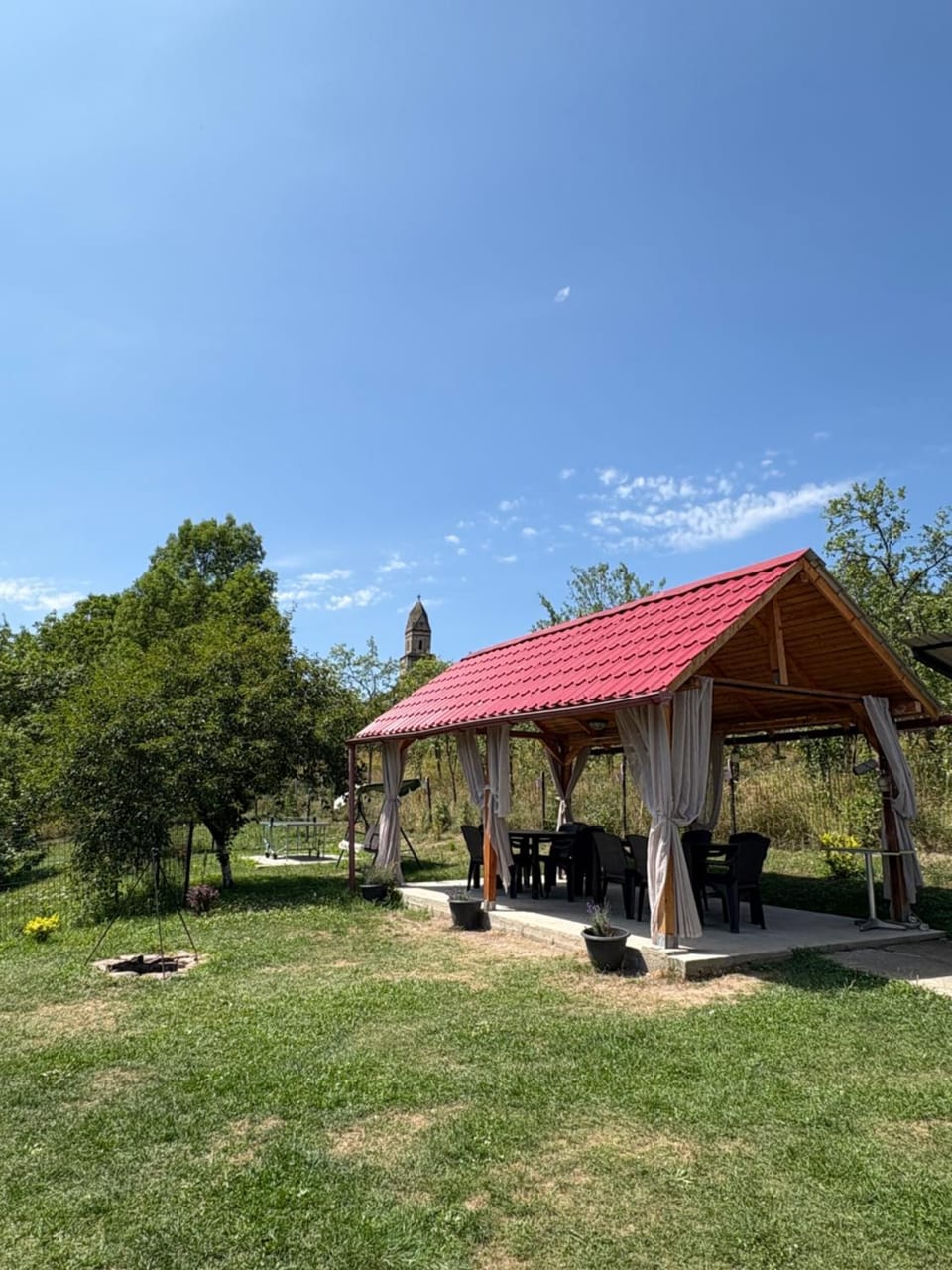 Casa De Sub Deal Country House in Romania