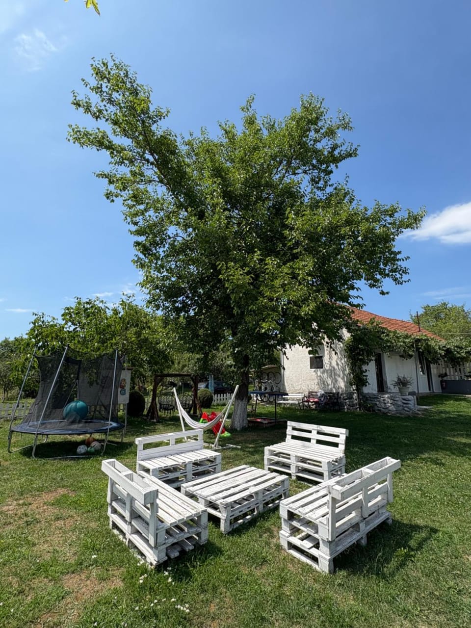 Casa De Sub Deal Country House in Romania