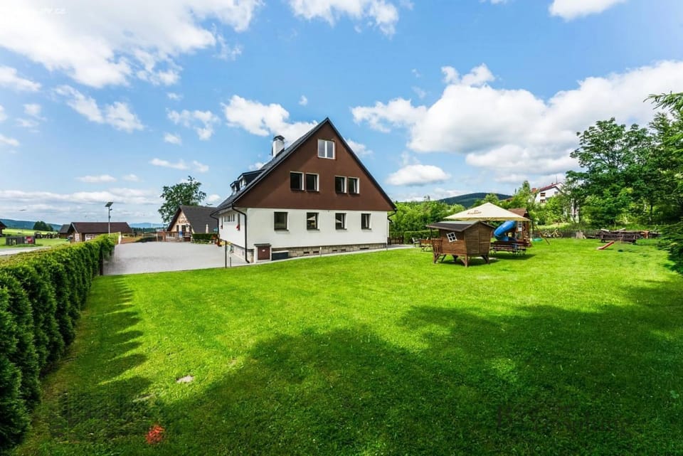 Penzion Neubauer Bed and Breakfast in Lower Silesian Voivodeship