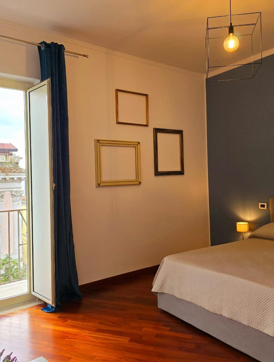 The Blue House Apartment in Caserta