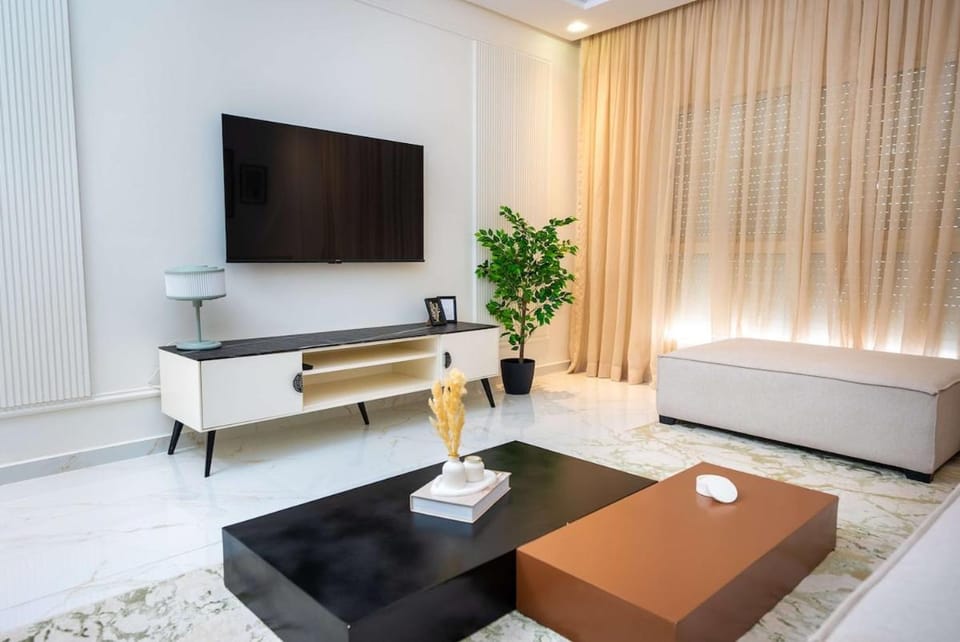 Modern & Central 2BR Stay in Rabat Apartment in Rabat