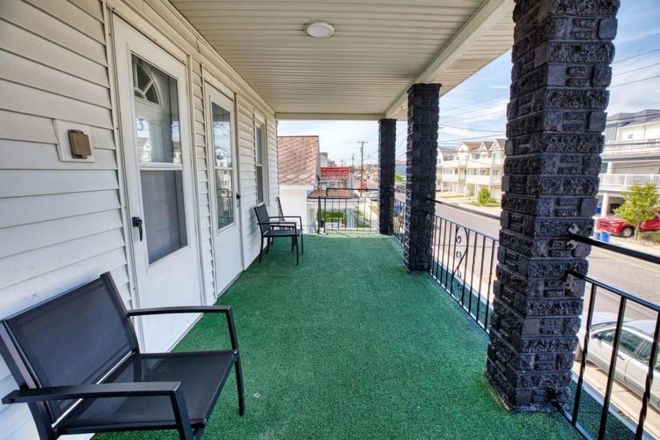 Cozy Private apt blocks from Beach Boardwalk 4 Apartment in Wildwood