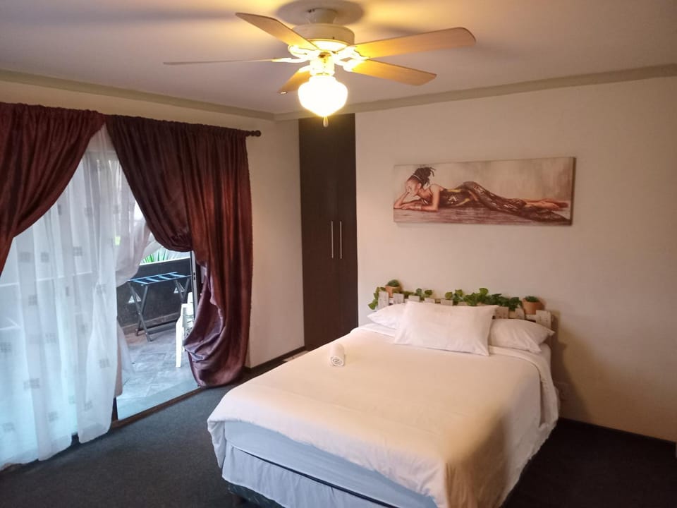 Afro Rasta Kumusha Bed and Breakfast in Gauteng