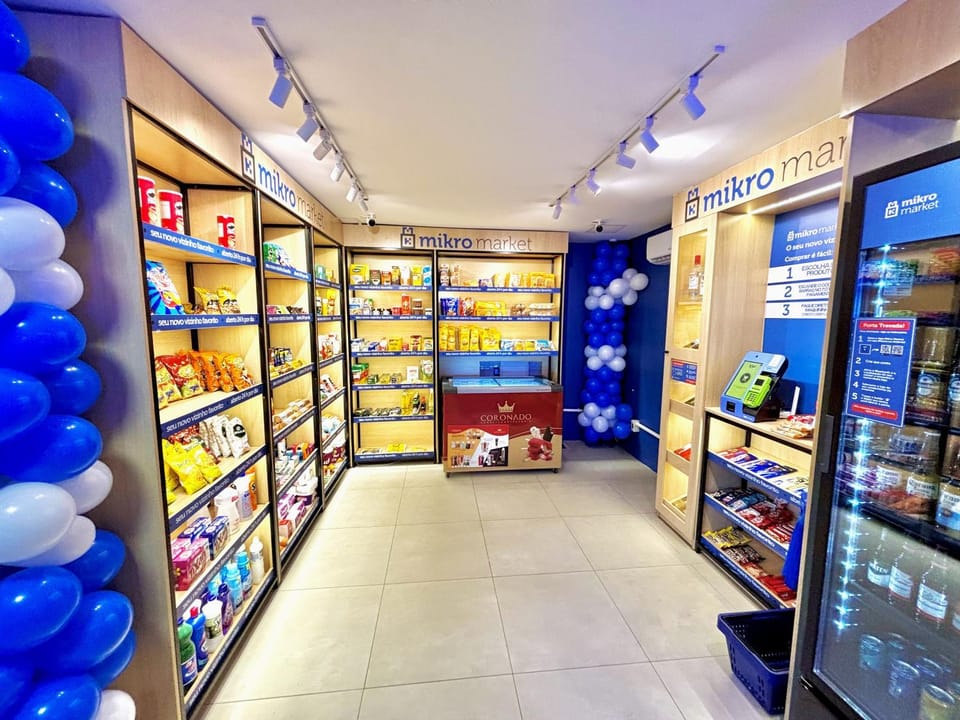 On-site shops, Supermarket/grocery shop, Shopping Area, internet, air conditioner