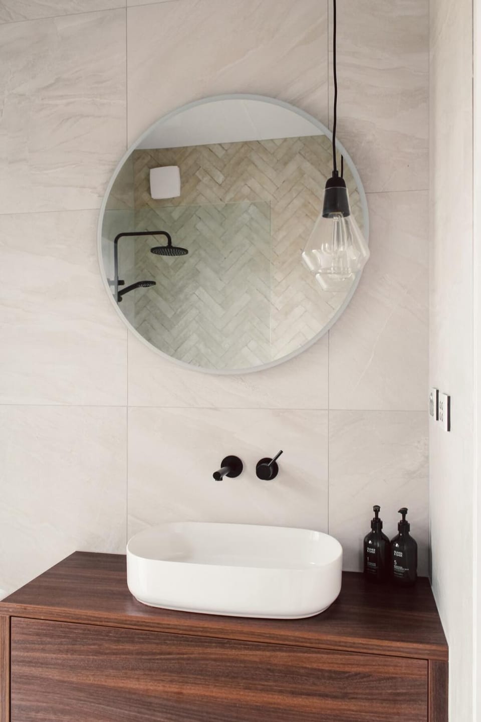 Kaipara Lodge - Luxury waterfront Villa in Auckland Region