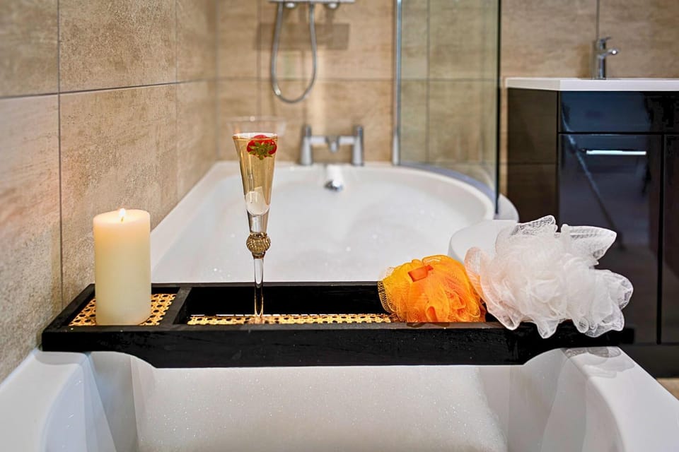 Bathroom, Bath
