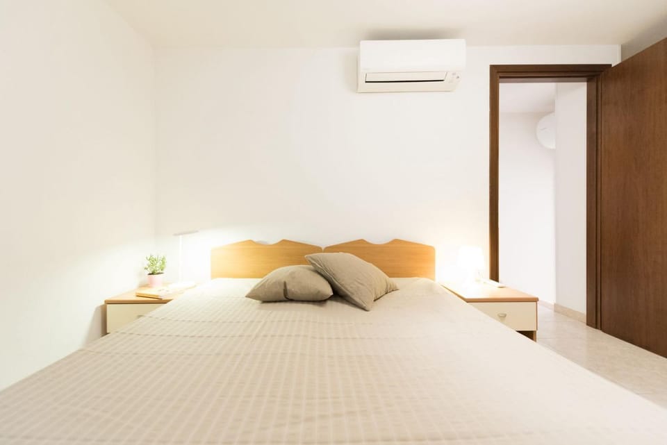 Dante's Home - Le Arche Verona Apartment in Verona