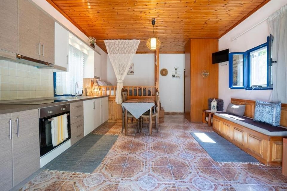 Living room, Dining area, Dinner