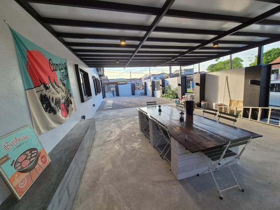 Day, BBQ facilities