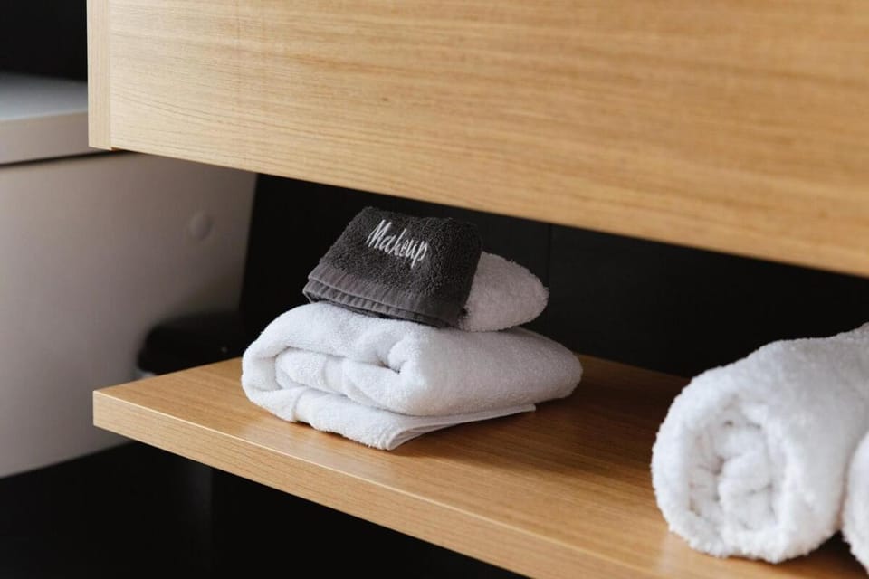 Kauri Lodge -Luxury waterfront Villa in Auckland Region