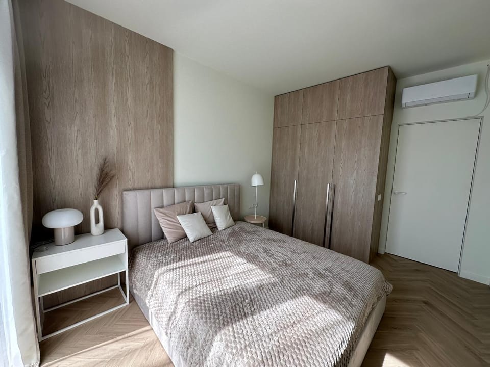 Bed, Bedroom, wardrobe
