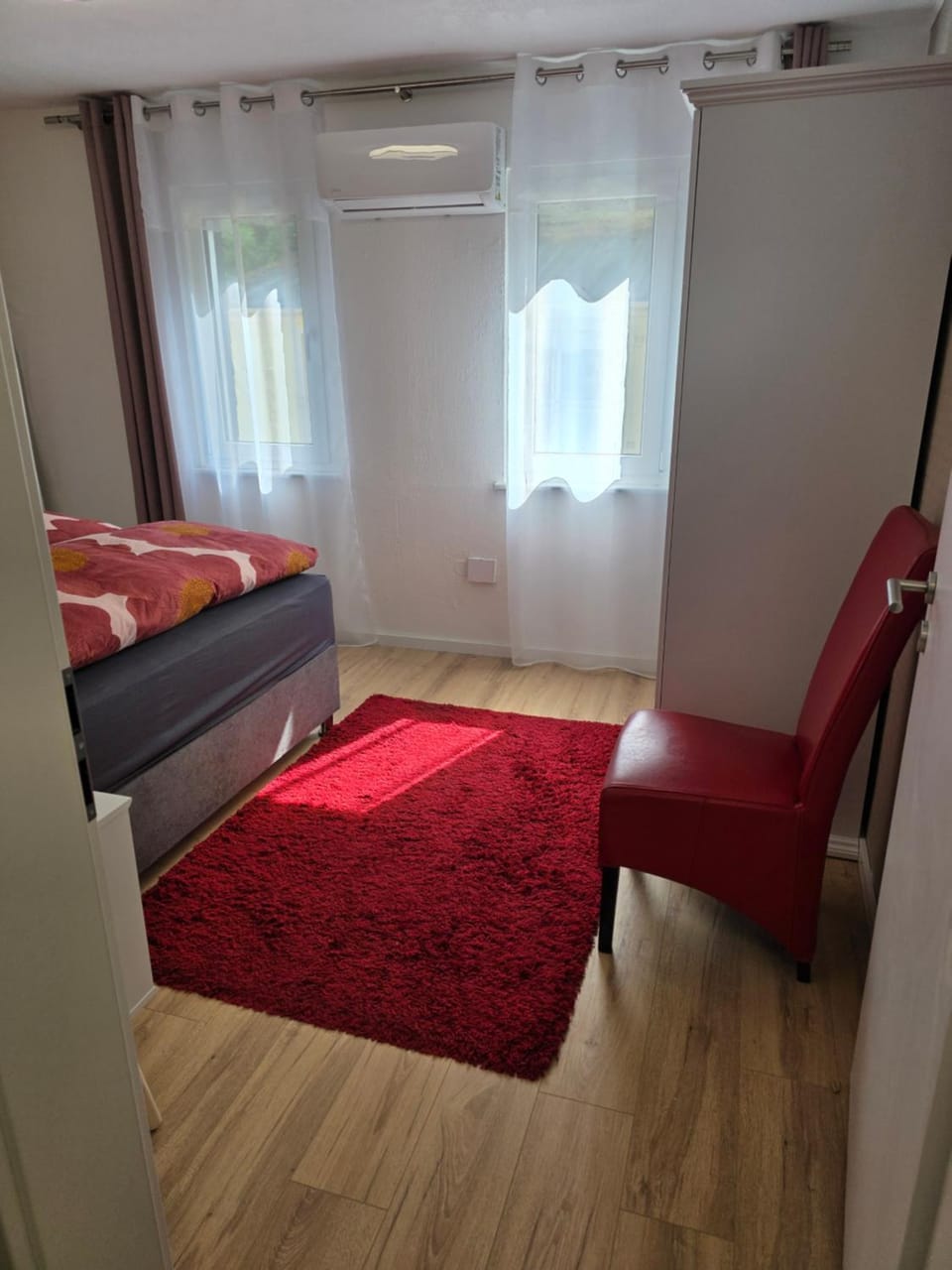 Bed, Bedroom, wardrobe