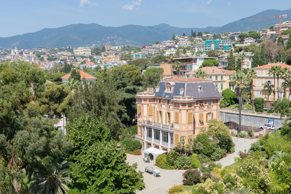 Nearby landmark, Day, Neighbourhood, Natural landscape, Location