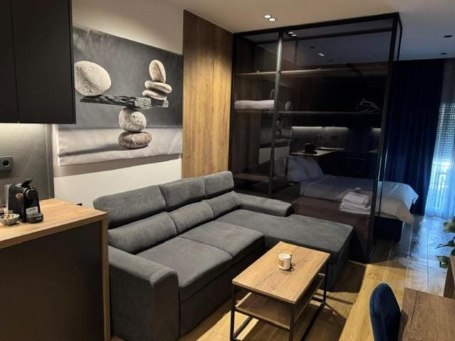 B Luxury Studio City Apartment in Alexandroupoli