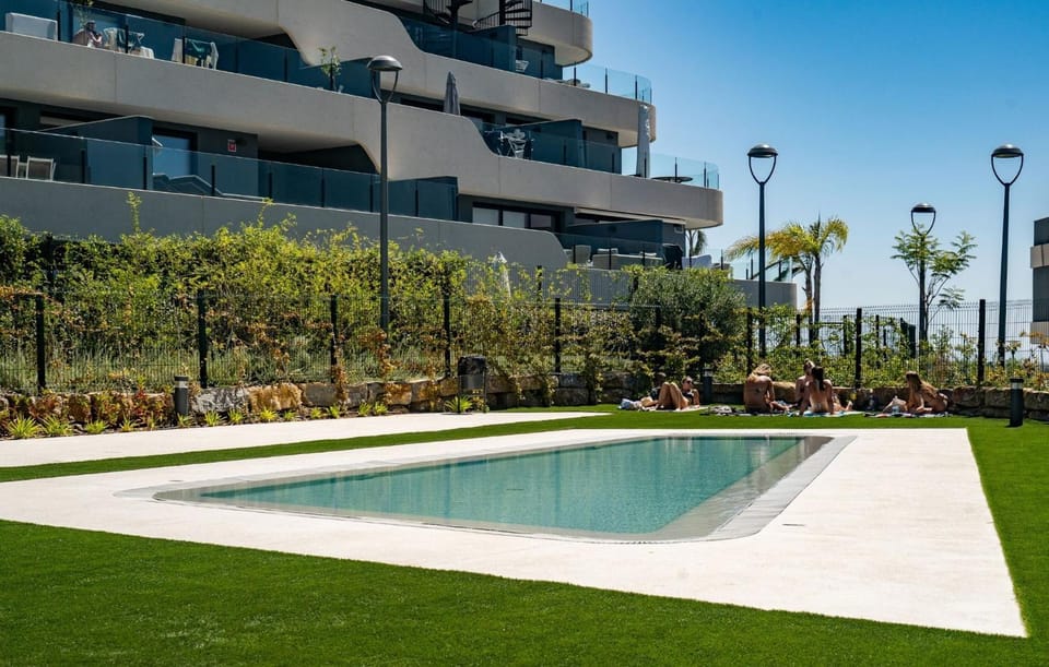 Property building, Swimming pool
