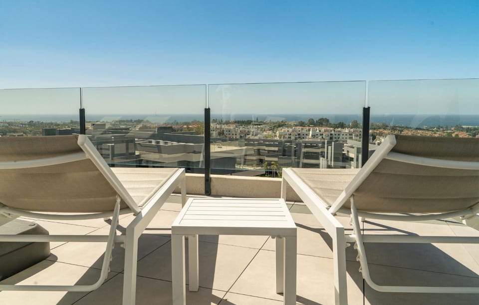 View (from property/room), Balcony/Terrace, Seating area, Sea view