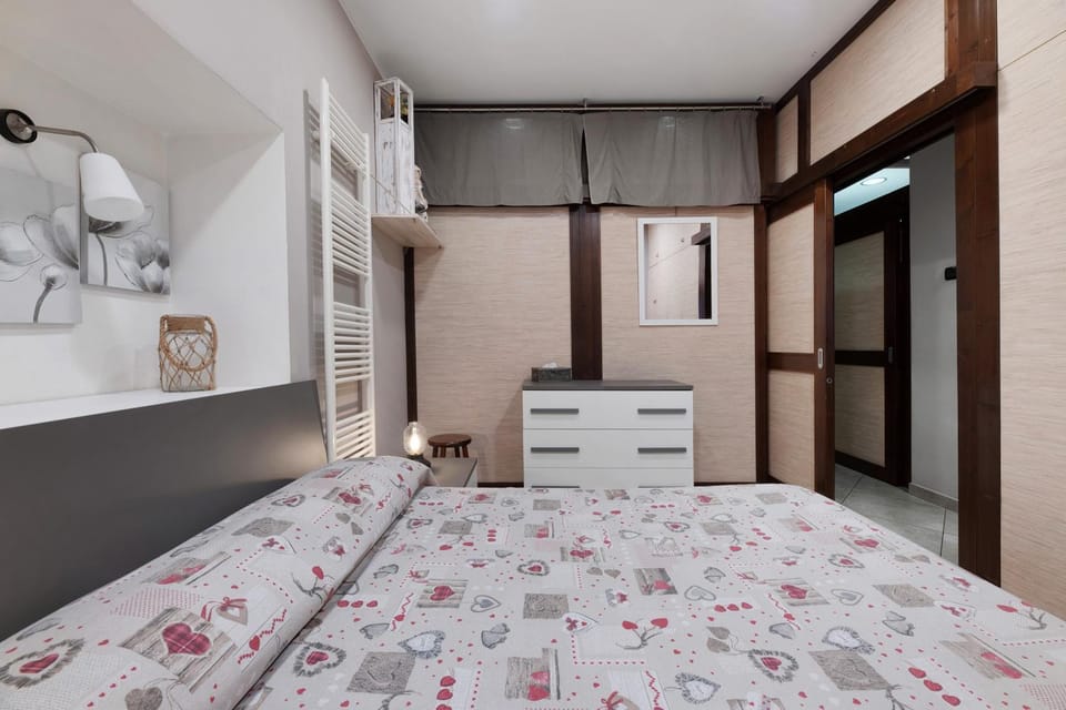 Property building, Living room, Bedroom