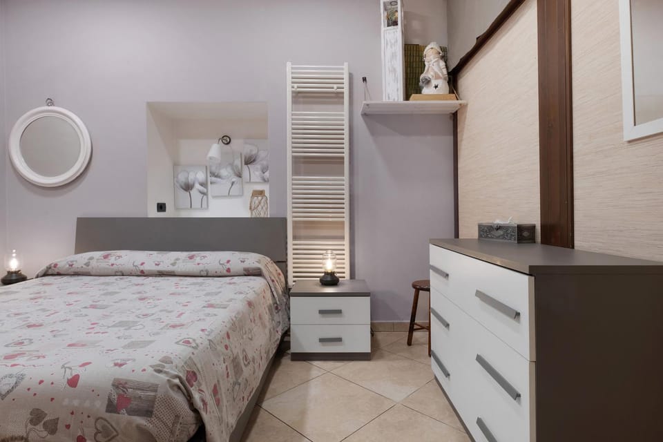 Living room, Bedroom