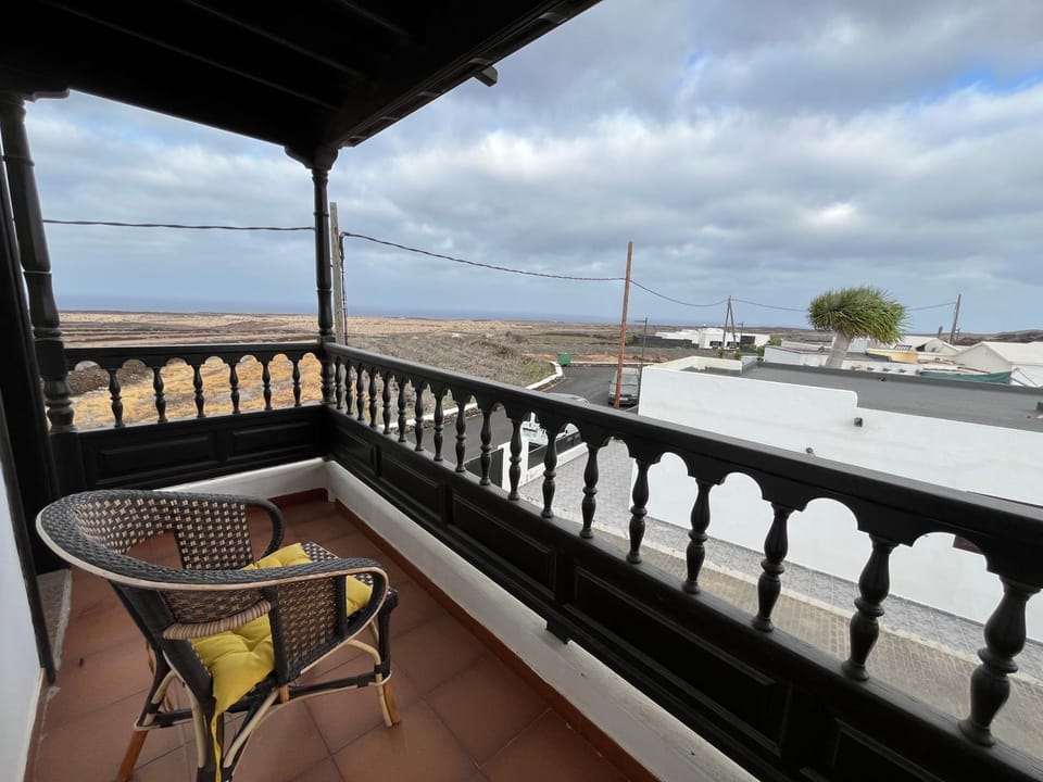 Natural landscape, View (from property/room), Balcony/Terrace