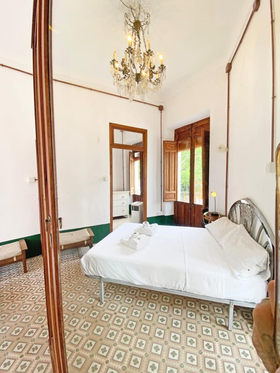 Bed, Photo of the whole room, Bedroom, wardrobe