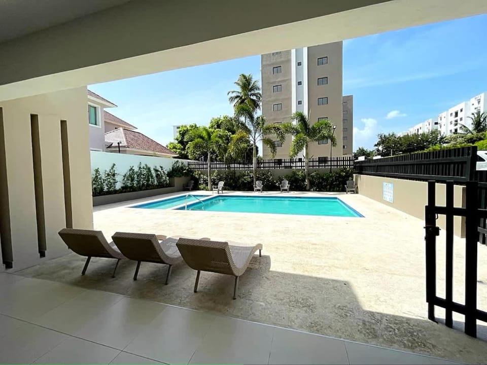 Luxury Apartment- PRIVATE Patio & BBQ- Near Airport Apartment in Santiago de los Caballeros