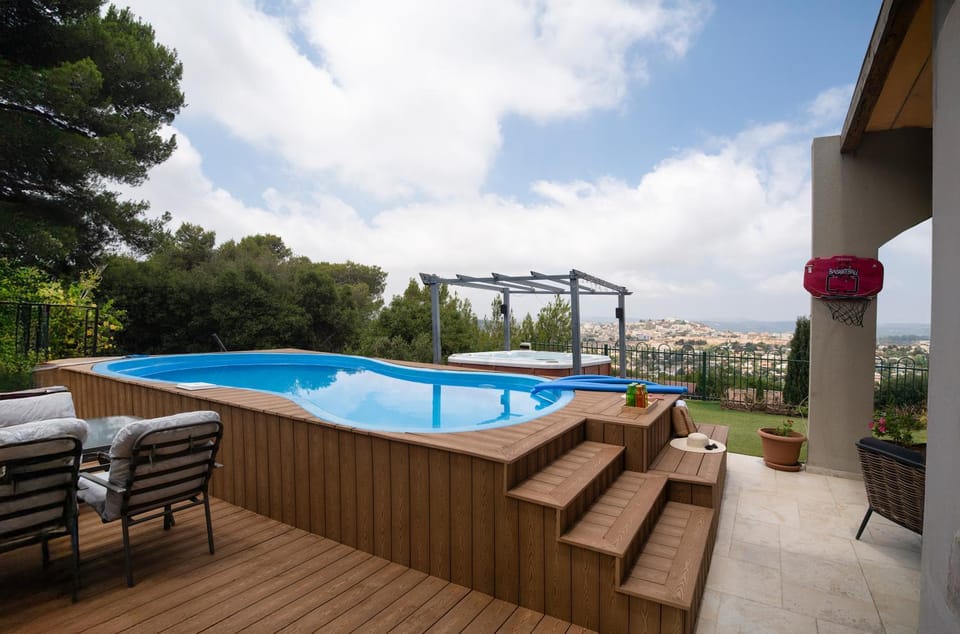 Patio, Day, Natural landscape, View (from property/room), Balcony/Terrace, Pool view, Swimming pool, sunbed