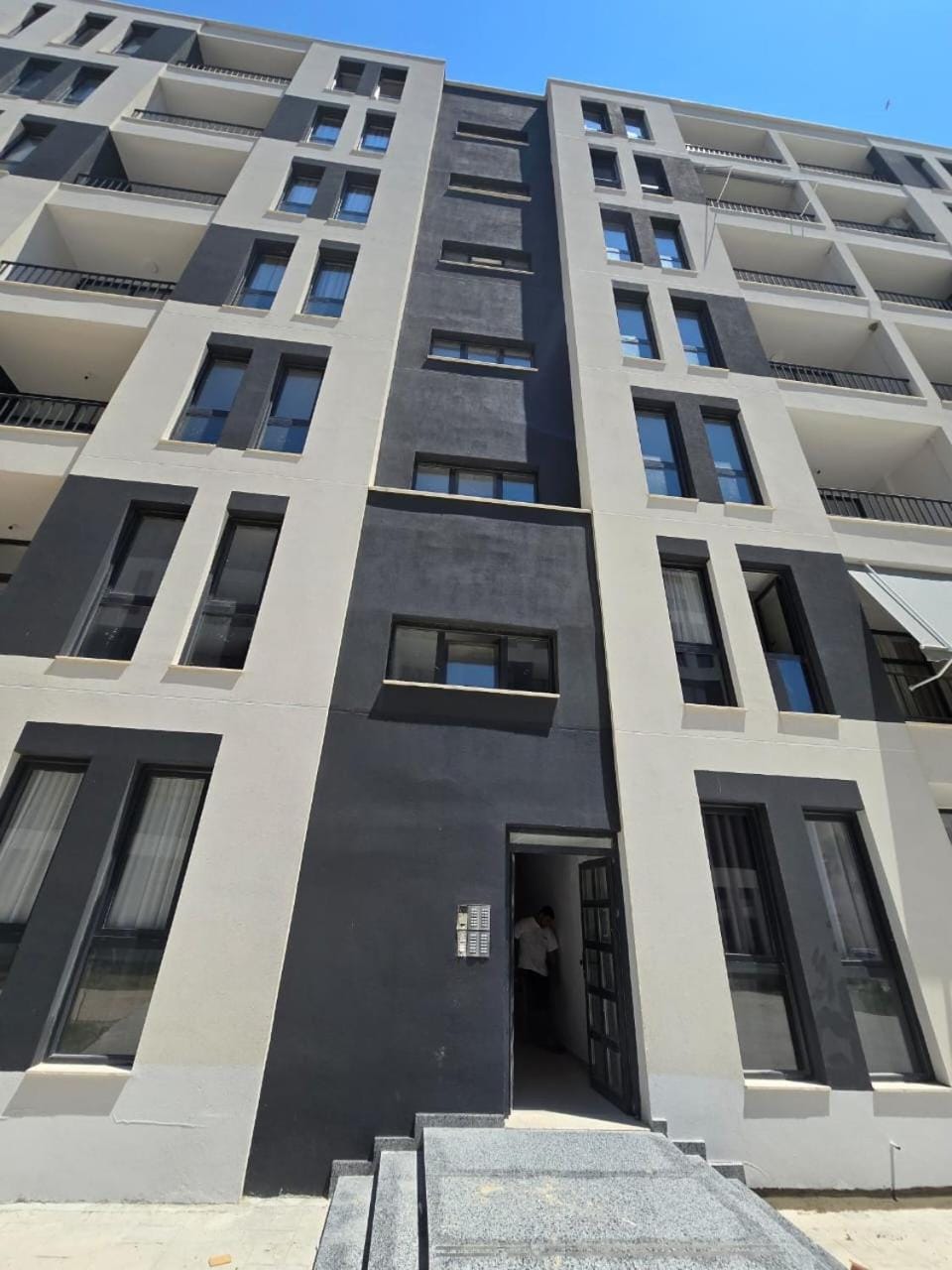 Property building, Day