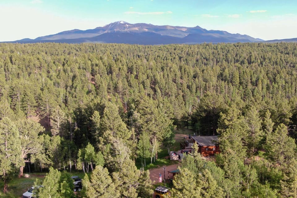 Pike National Forest Access: Secluded Divide Cabin Cabin in Colorado