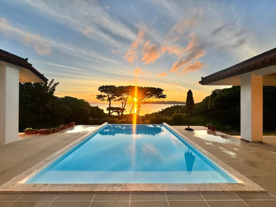 Sea view, Swimming pool