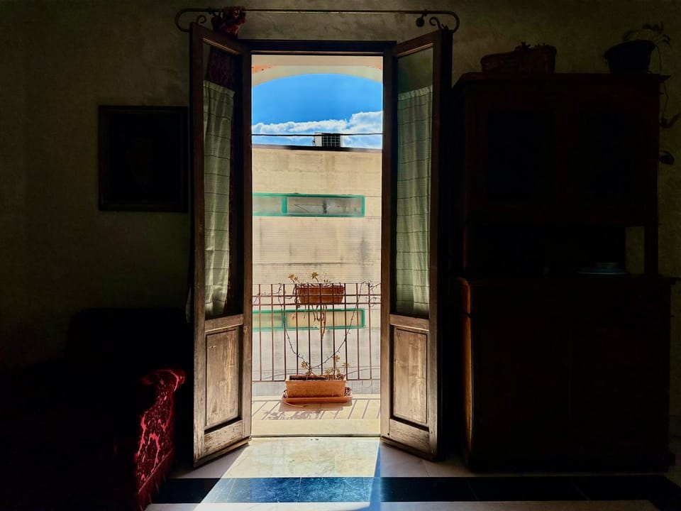 View (from property/room), Balcony/Terrace