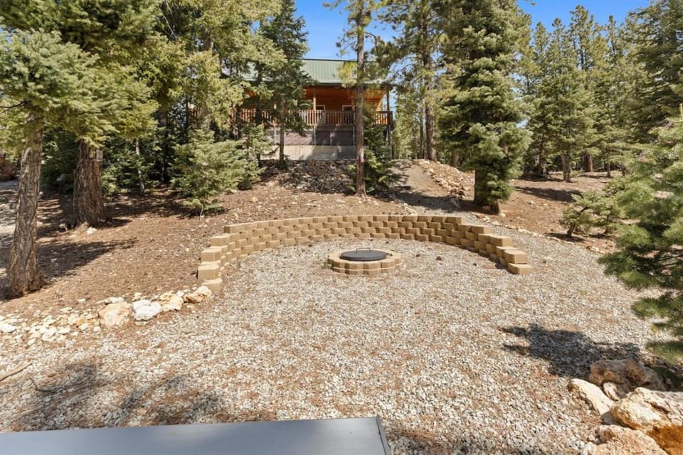 Antler Ridge Retreat House in Utah
