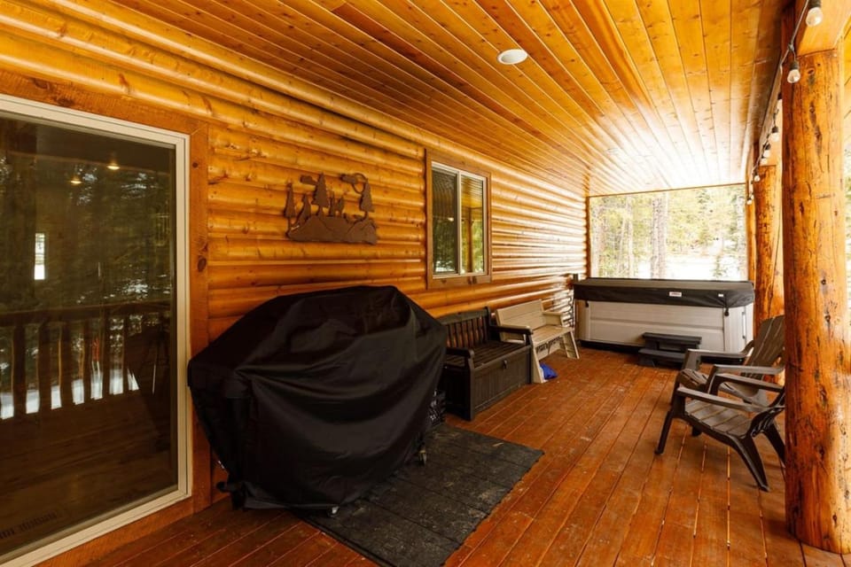 Aspen Glow Brand New Hot Tub House in Utah