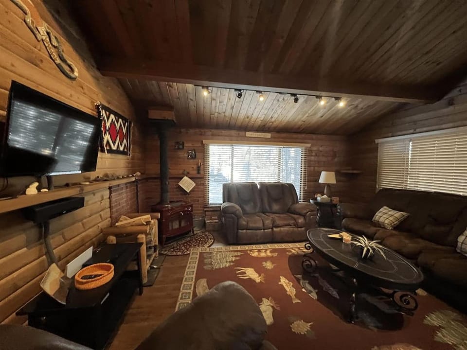 Family Cabin in the Hills of Strawberry Valley Cabin in Utah