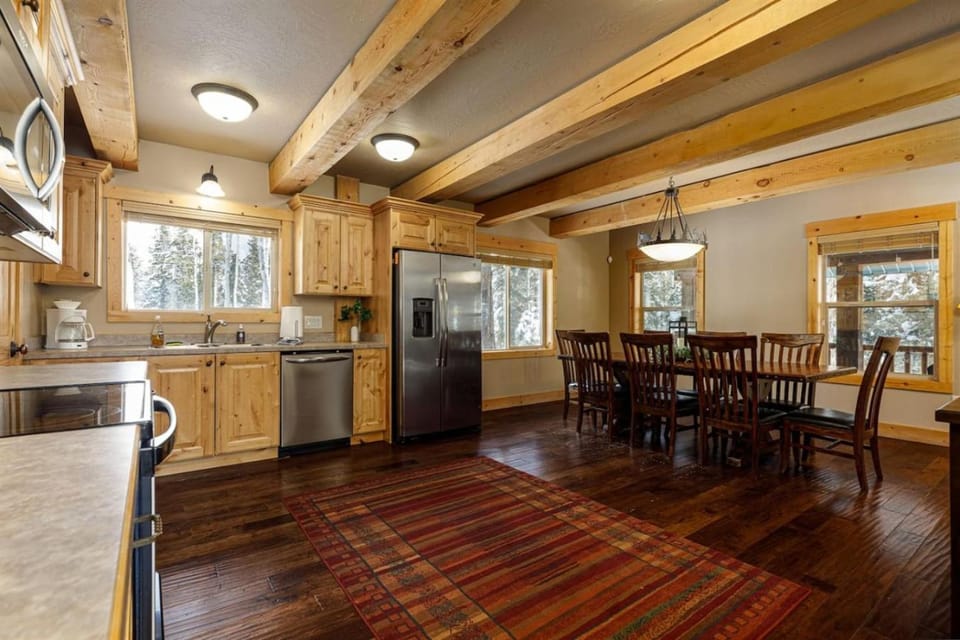 Moccasin Lodge House in Utah