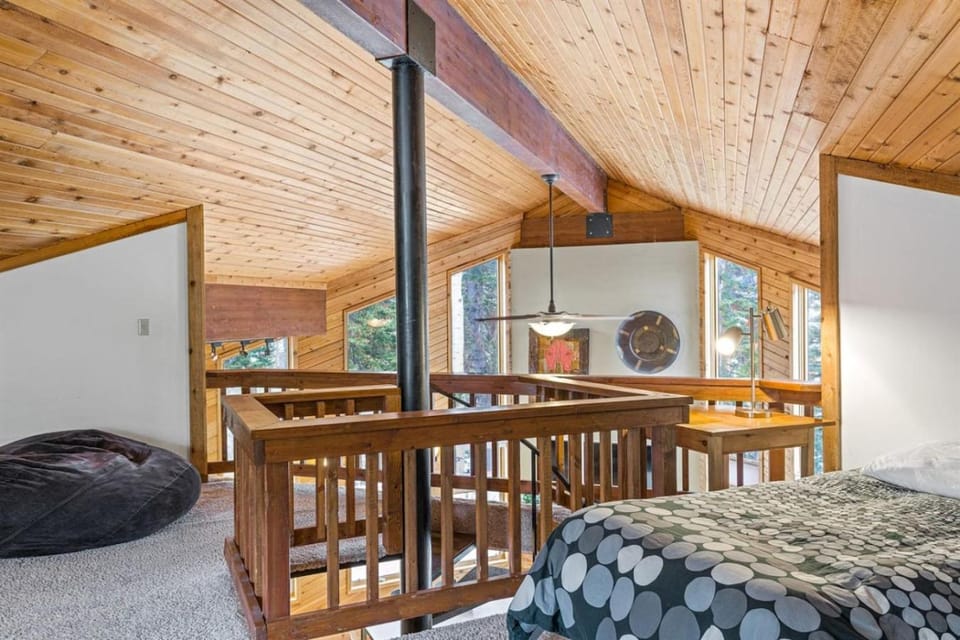 Aoki Michi Retreat Cabin in Brian Head Cabin in Brian Head