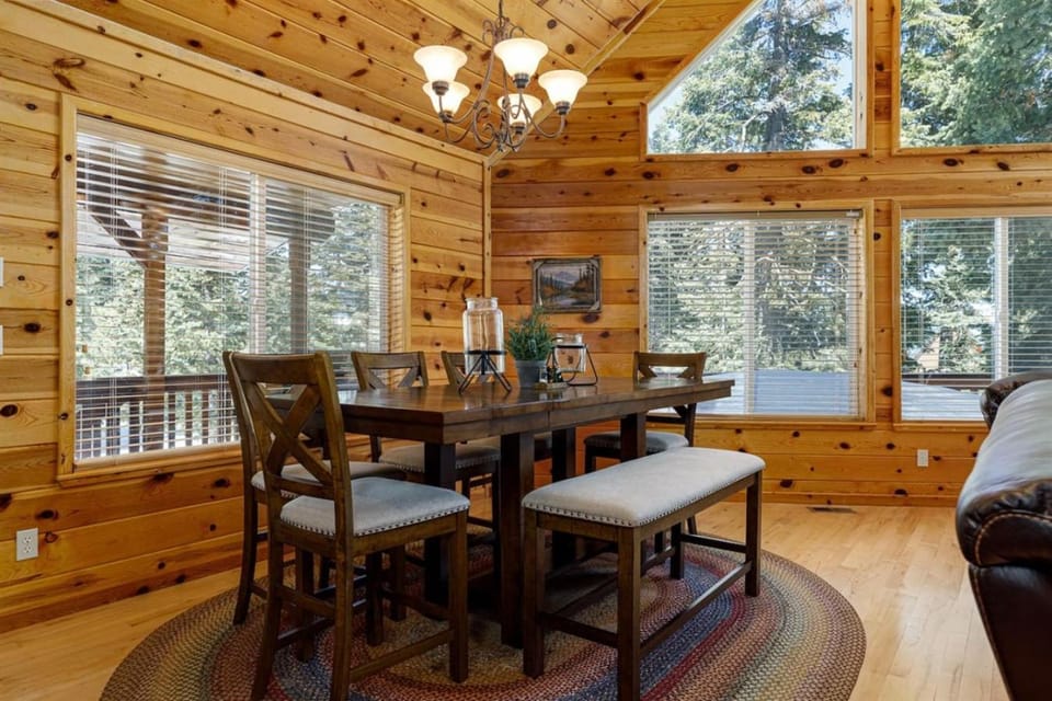 Remington Lodge Retreat House in Utah