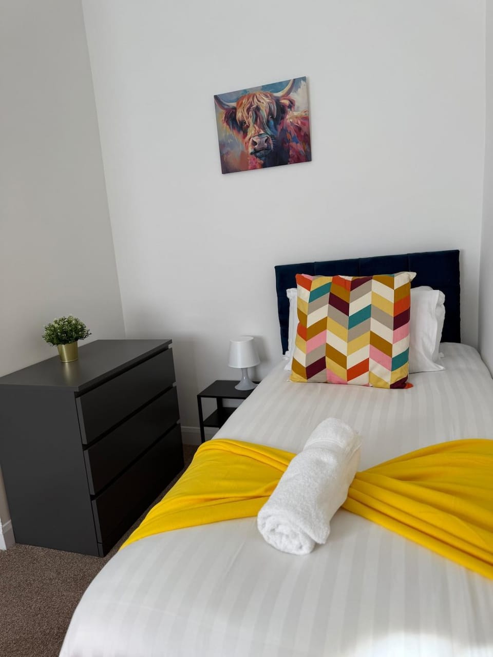 Spacious 4Bed - Next to Stadium Apartment in Sunderland