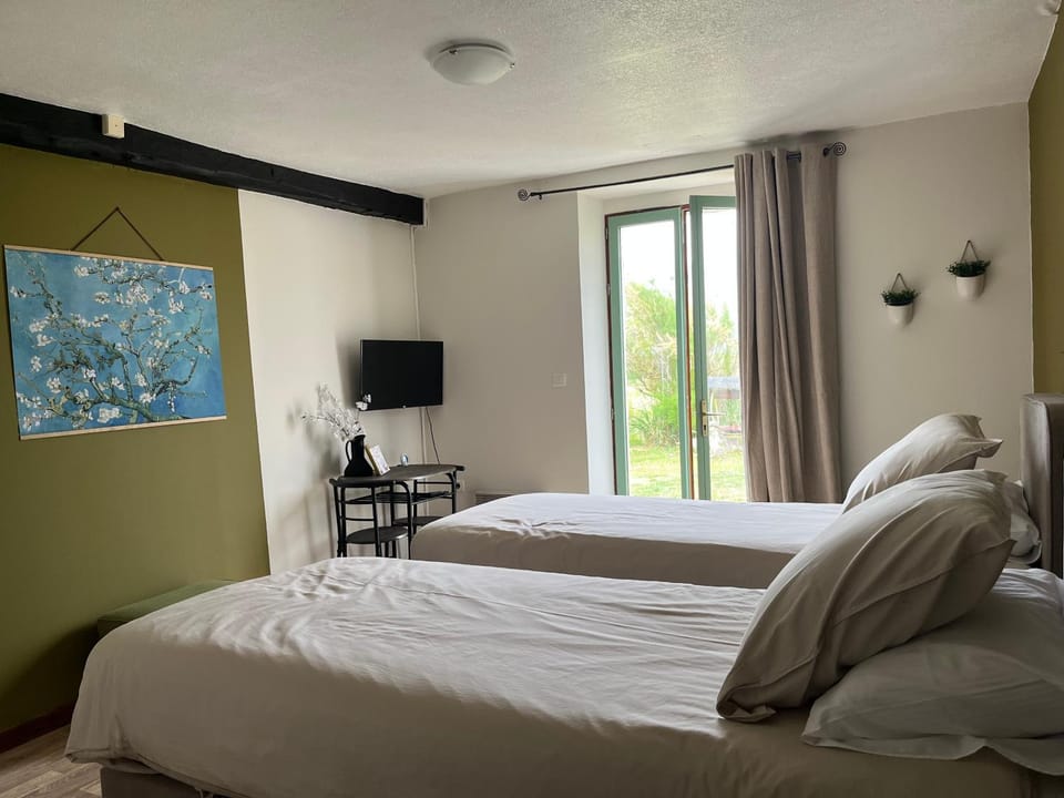 Chambres d'hôtes a l'Epoque Bed and Breakfast in Centre-Val de Loire