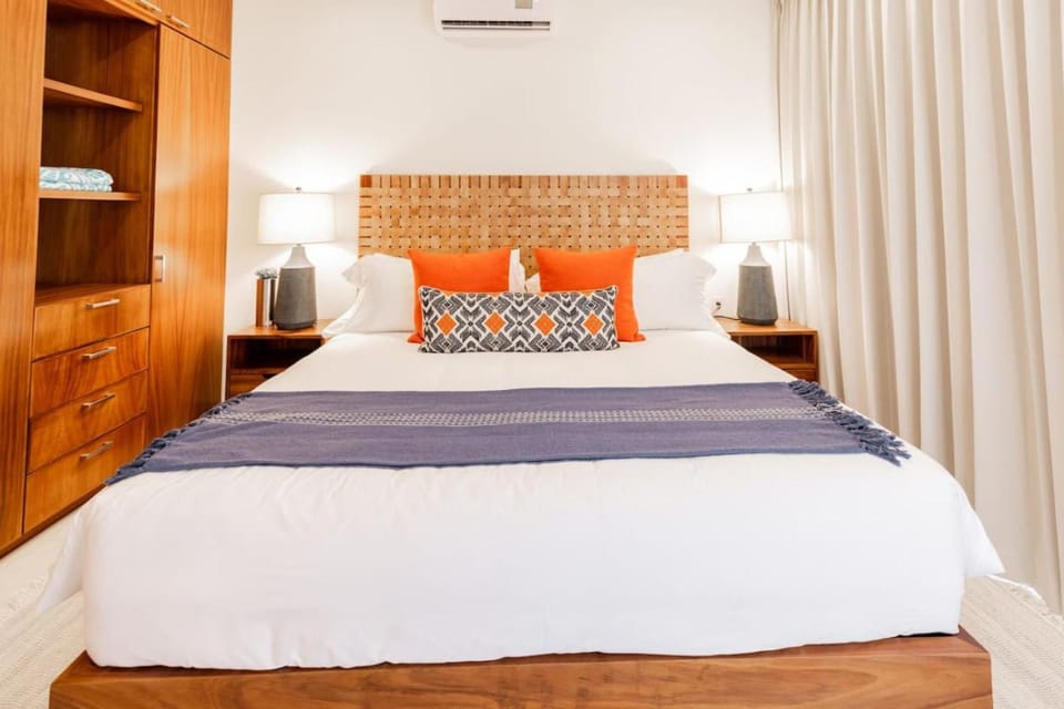 3BR Condo Partial Sea View shared Pool and Jacuzzi House in Cabo San Lucas