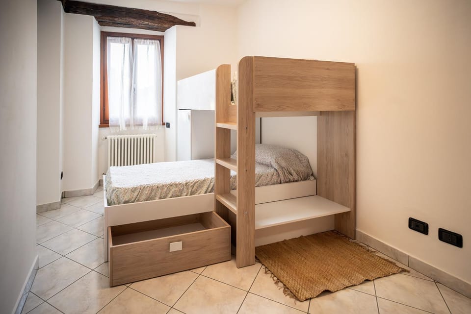 bunk bed