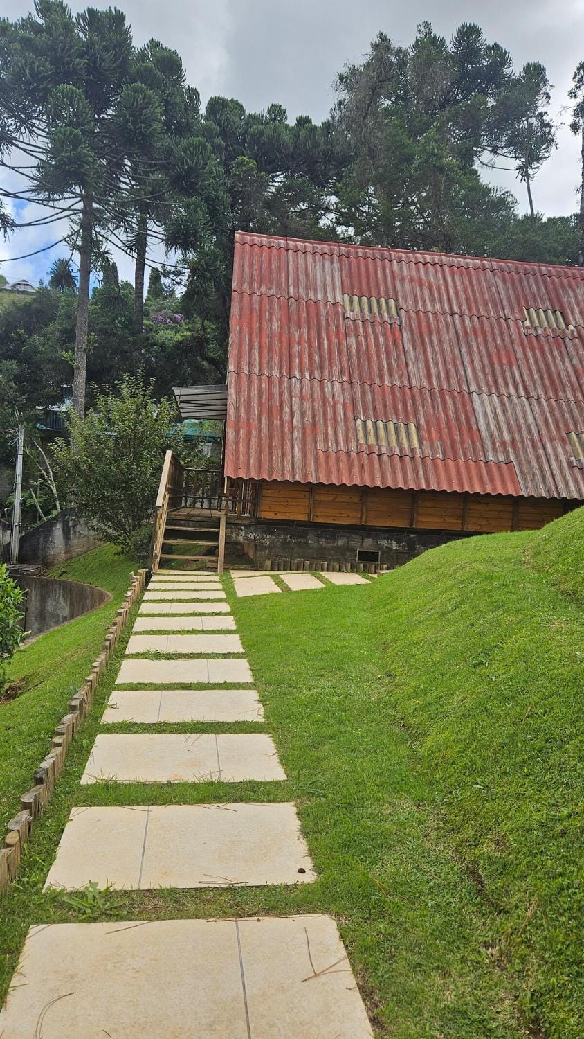 Chalé Aconchego na Natureza- rústico, confortável e bem localizado House in Campos do Jordão